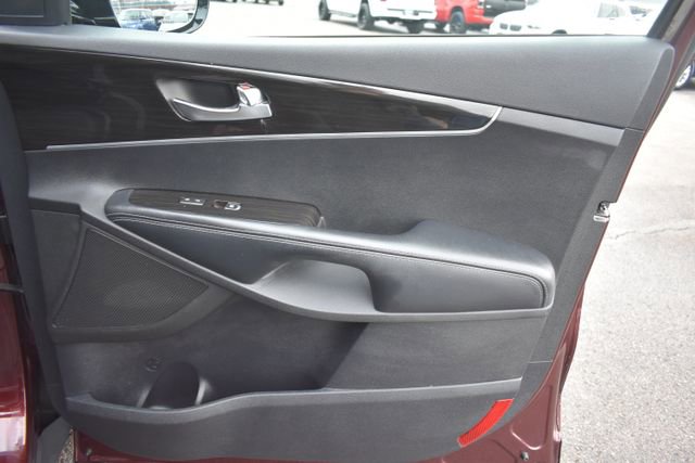 Used 2020 Kia Sorento LX w/ LX I4 Convenience Package image 39