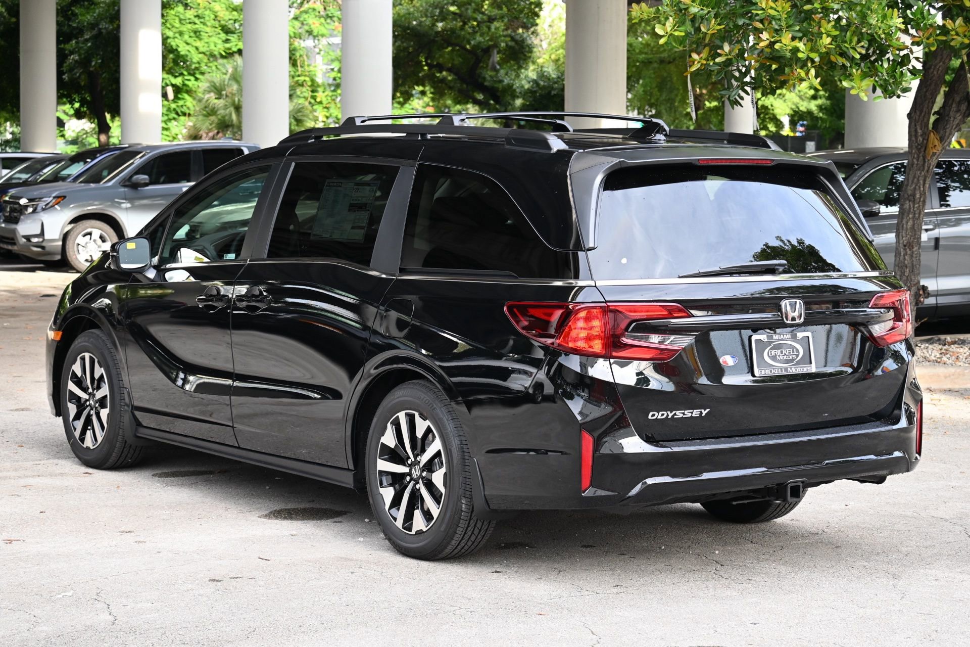 New 2026 Honda Odyssey EX-L image 7