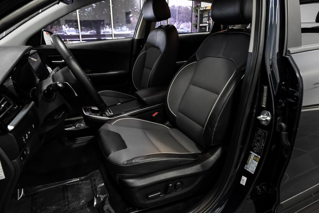 Used 2022 Kia Niro EX image 37