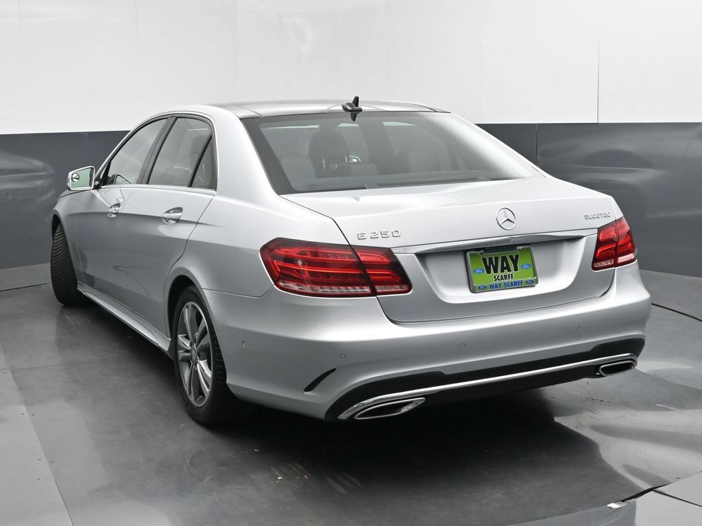 Used 2014 Mercedes-Benz E 250 BlueTEC Sedan image 35