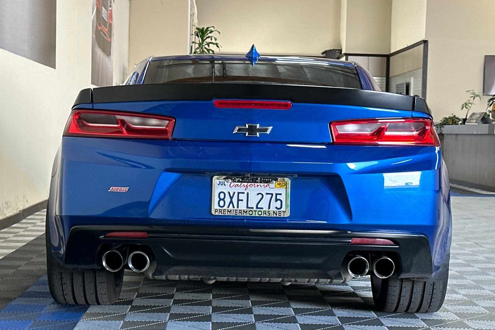 Used 2018 Chevrolet Camaro SS image 5