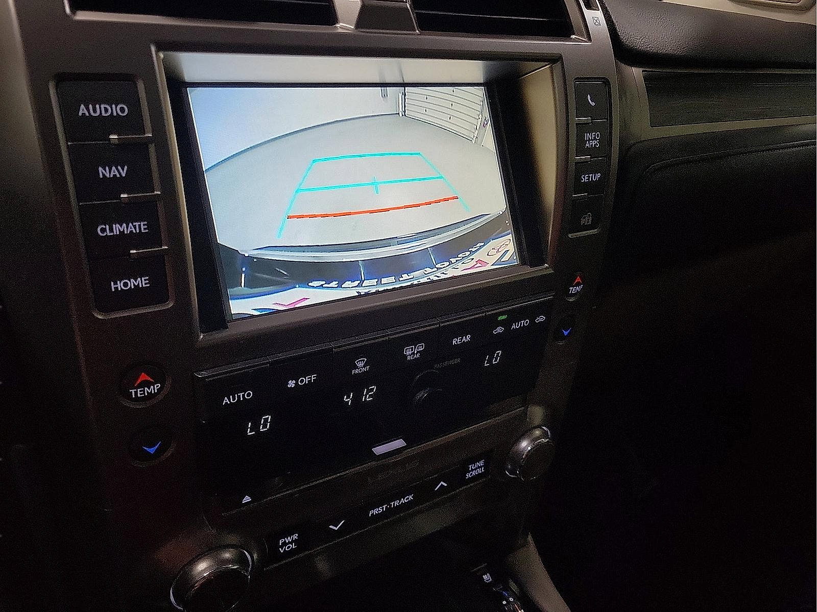 Used 2020 Lexus GX 460 Premium image 14