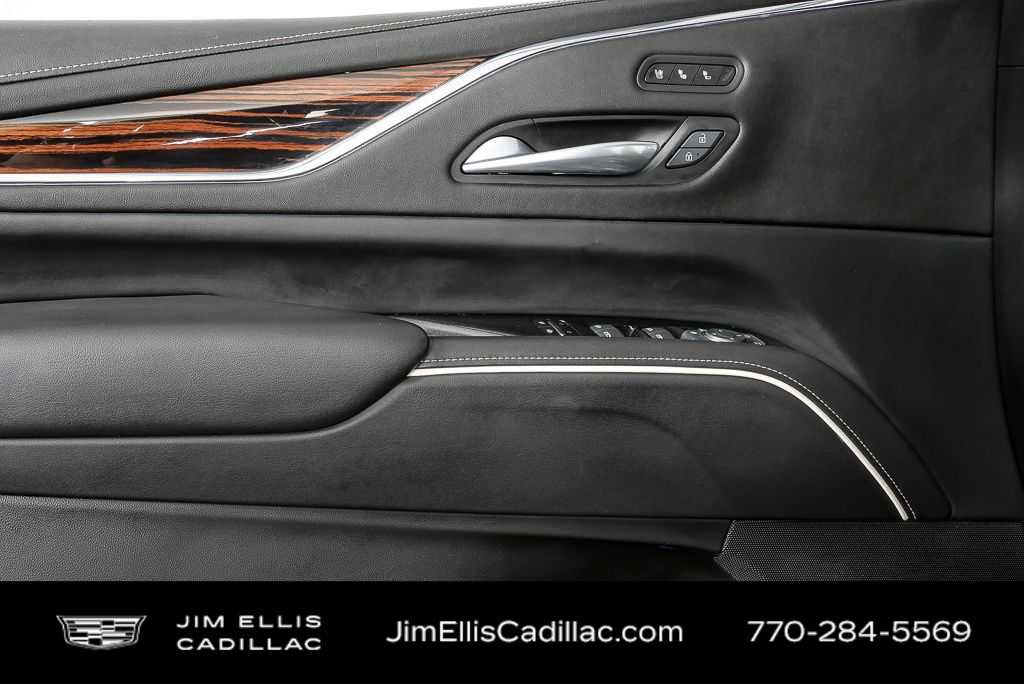 Certified 2024 Cadillac Escalade ESV Premium Luxury AWD/4WD image 7