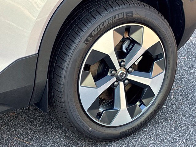 New 2026 Volvo XC40 B5 Plus w/ Protection Package Premier AWD/4WD image 13