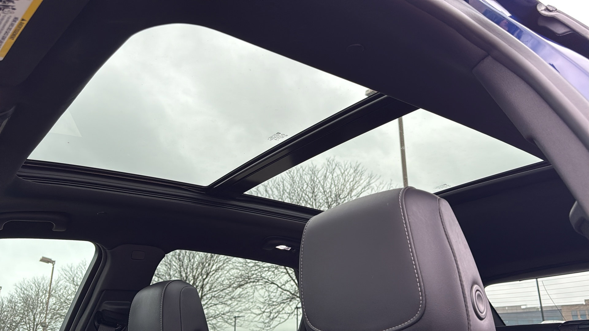 Certified 2024 Cadillac XT5 Sportv w/ Technology Package image 30