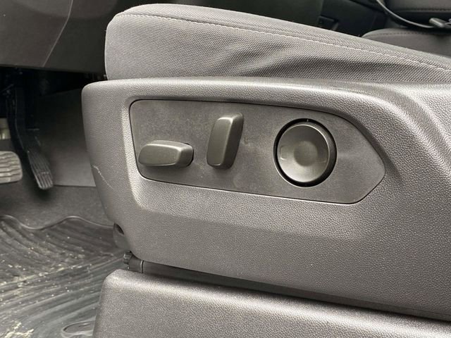 Used 2023 Chevrolet Silverado 1500 RST image 17