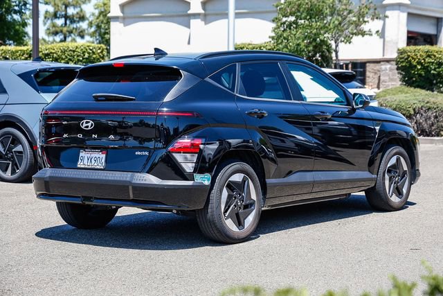 Certified 2024 Hyundai Kona SEL FWD image 5