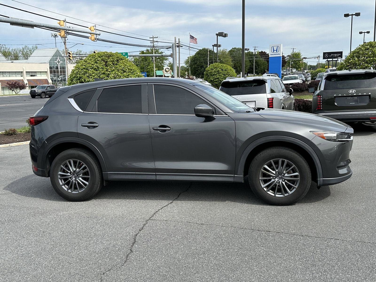 Used 2017 MAZDA CX-5 Touring AWD/4WD image 9