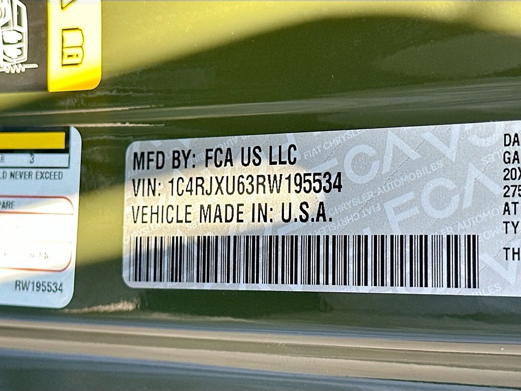Used 2024 Jeep Wrangler High Altitude AWD/4WD image 33