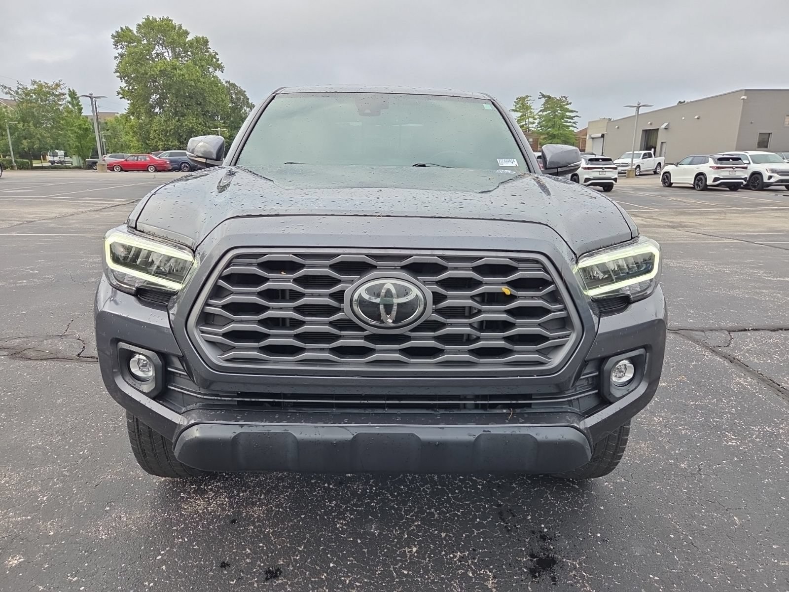 Used 2021 Toyota Tacoma TRD Off-Road w/ Technology Package AWD/4WD image 3