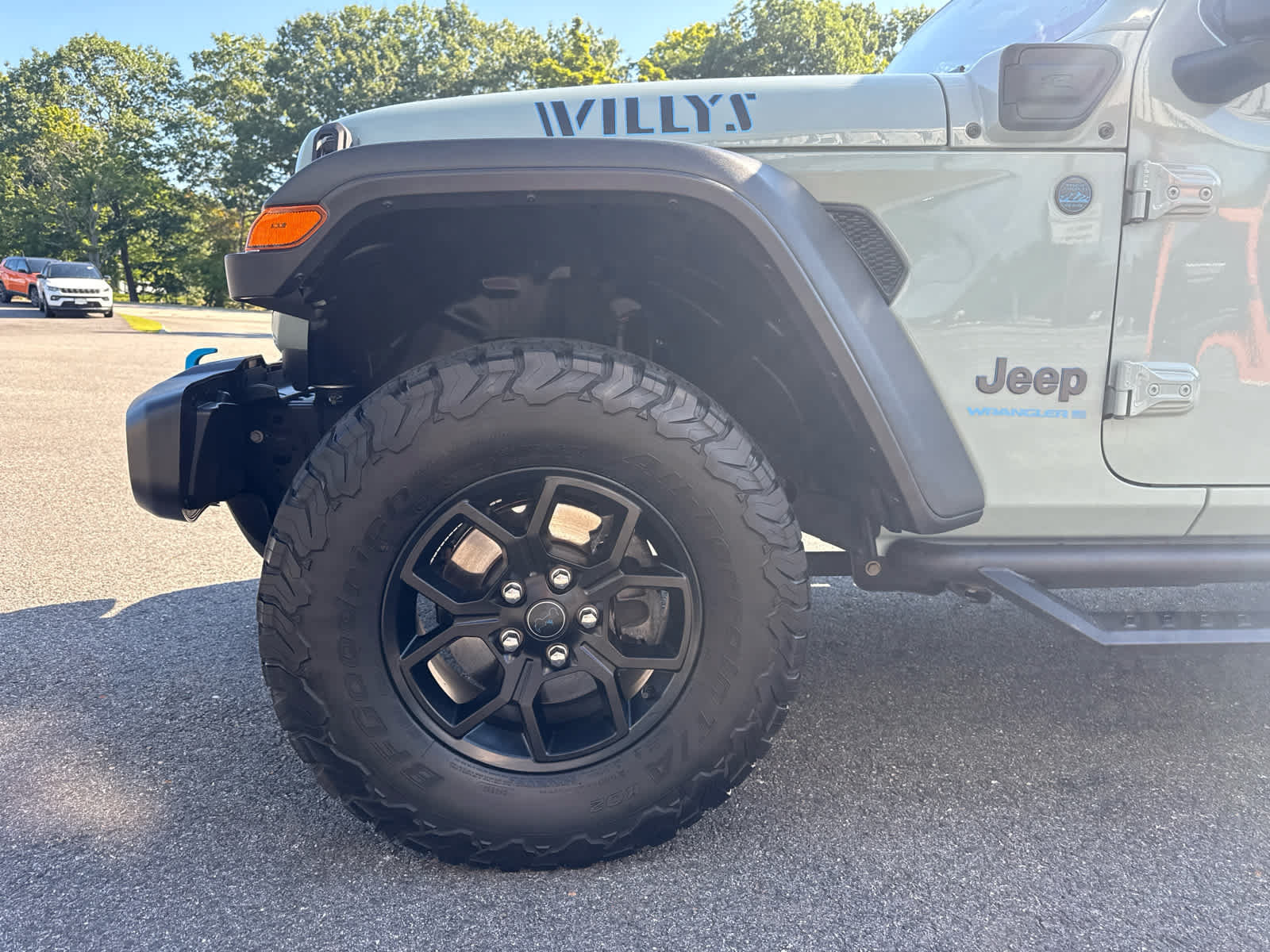 Used 2024 Jeep Wrangler Unlimited AWD/4WD image 9