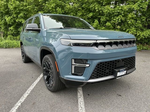 New 2026 Jeep Grand Wagoneer Limited AWD/4WD image 2