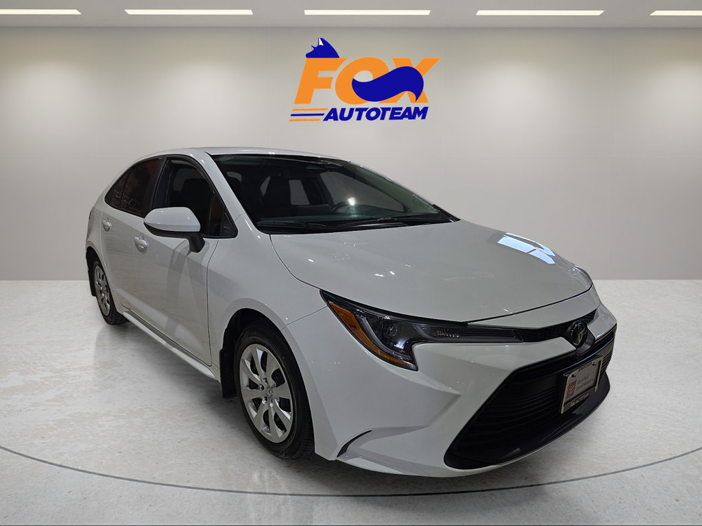 Certified 2025 Toyota Corolla LE FWD image 6