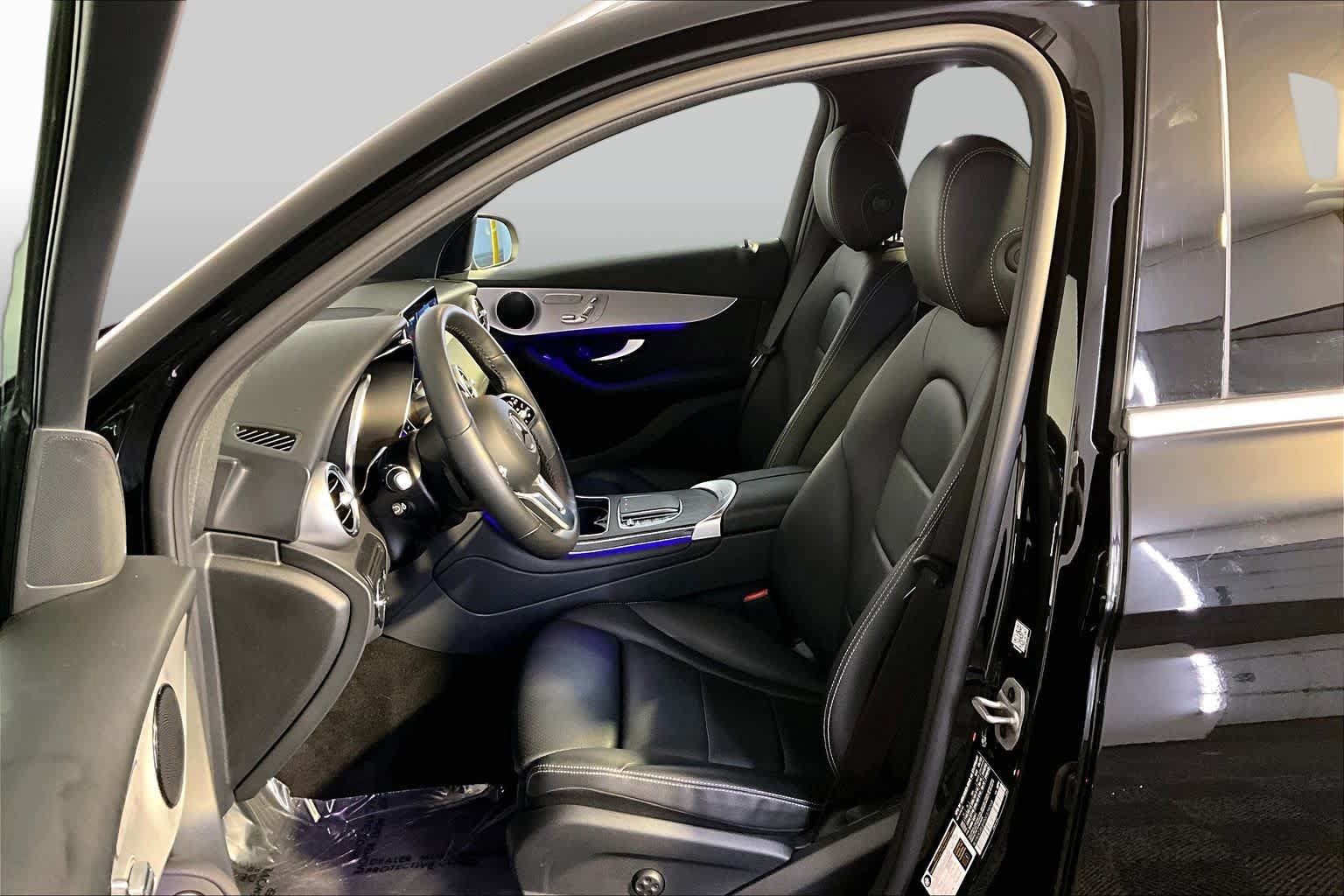 Used 2022 Mercedes-Benz GLC 300 4MATIC image 9