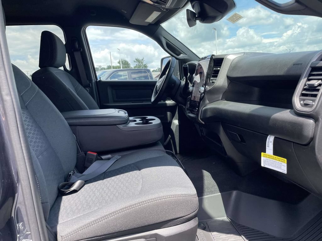 New 2026 RAM 2500 Tradesman AWD/4WD image 15