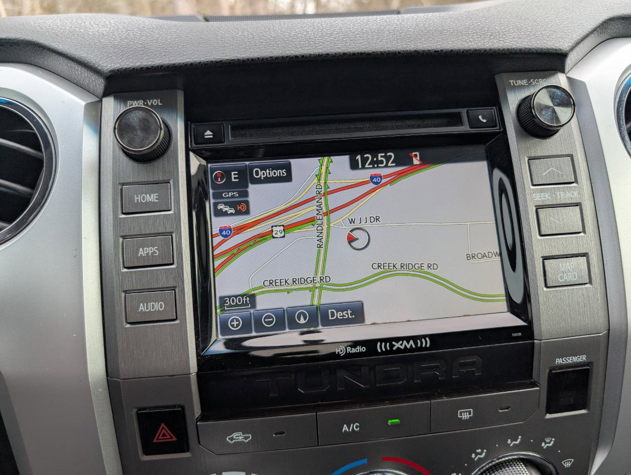 Used 2016 Toyota Tundra SR5 w/ SR5 Upgrade Package image 18