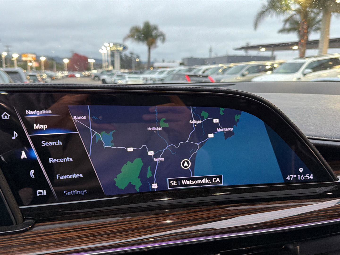 Used 2023 Cadillac Escalade ESV Premium Luxury image 13