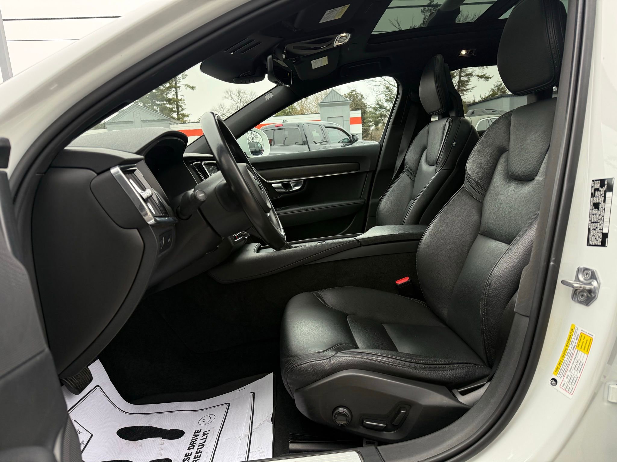 Used 2018 Volvo V90 T5 Cross Country w/ Convenience Package image 48