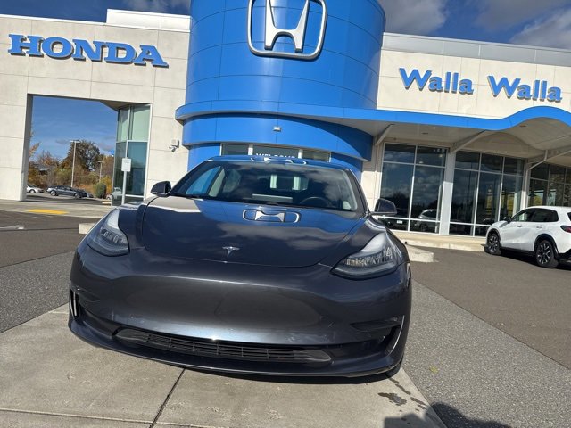 Used 2018 Tesla Model 3 Long Range image 15
