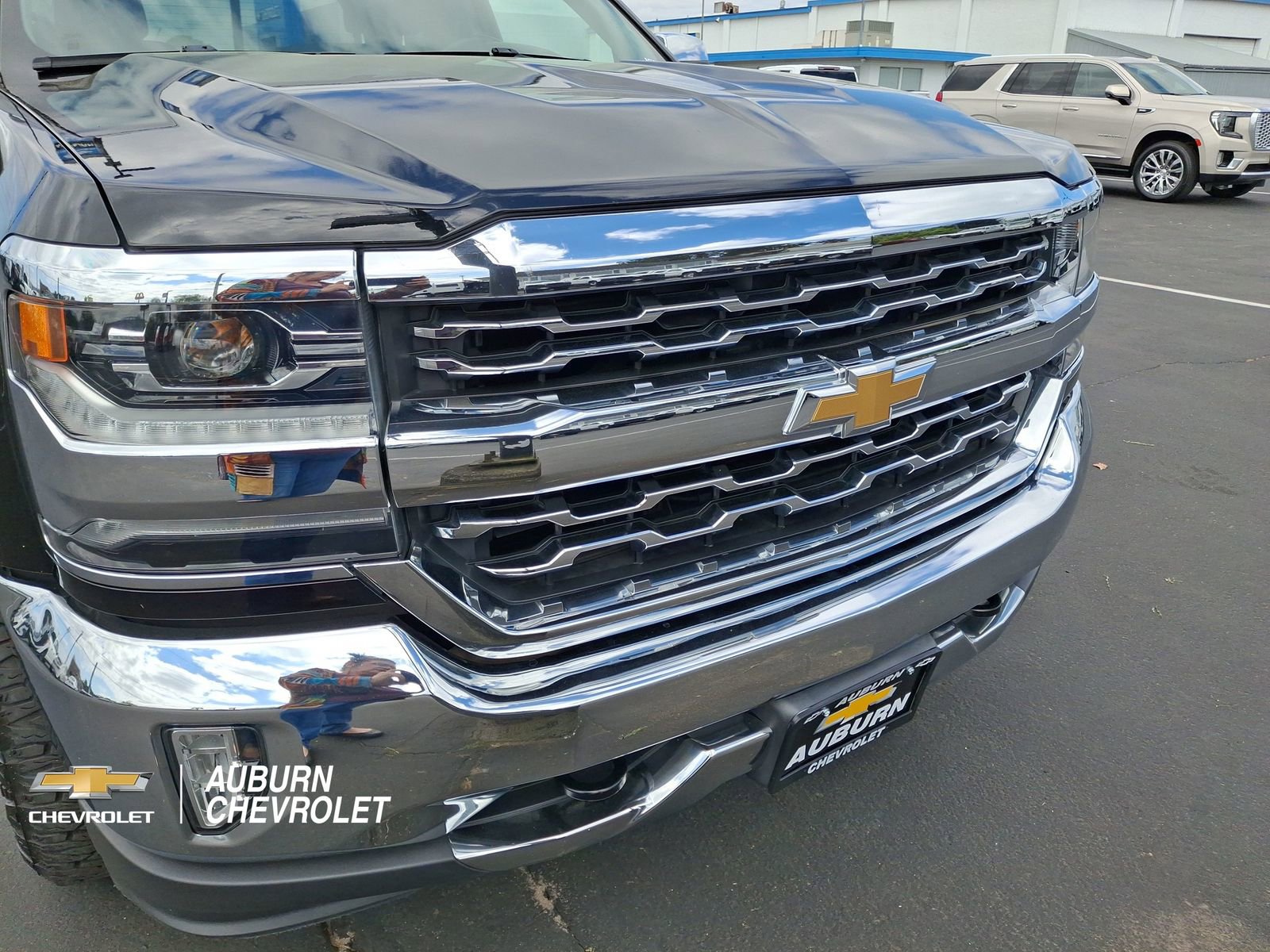 Certified 2017 Chevrolet Silverado 1500 LTZ AWD/4WD image 23