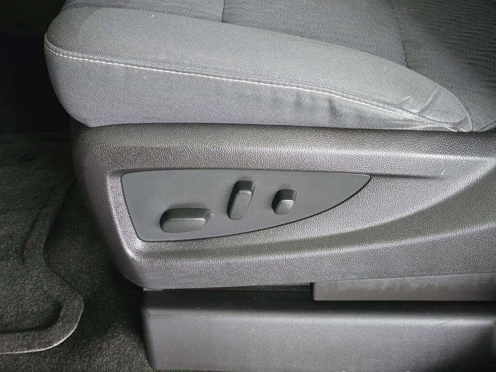 Used 2016 Chevrolet Tahoe LS AWD/4WD image 19