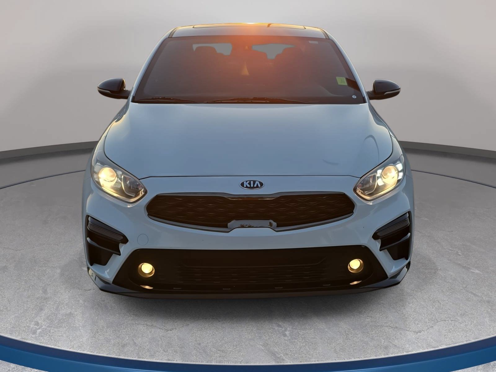 Used 2020 Kia Forte GT-Line w/ GT-Line Premium Package FWD image 2