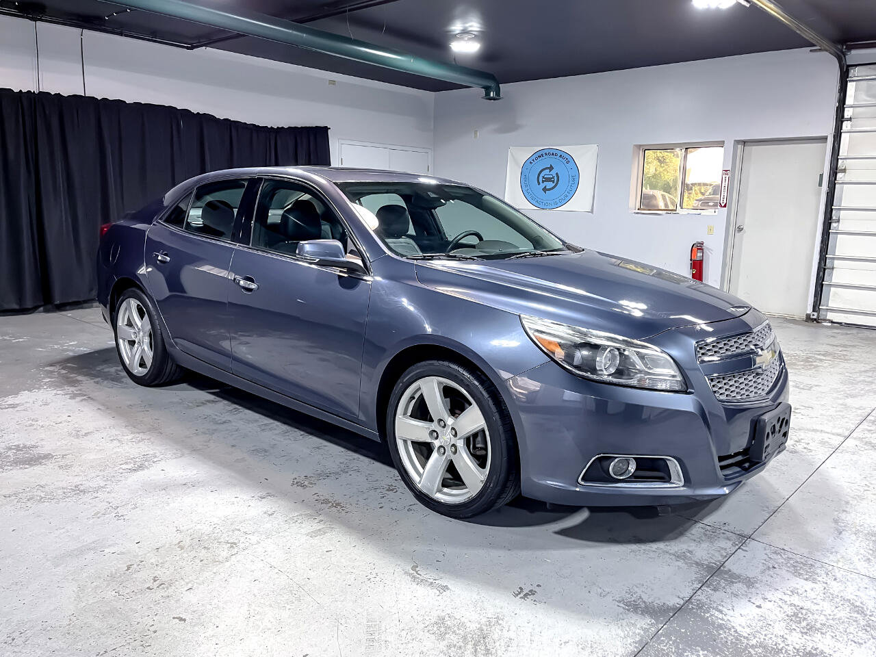 Used 2013 Chevrolet Malibu LTZ image 2