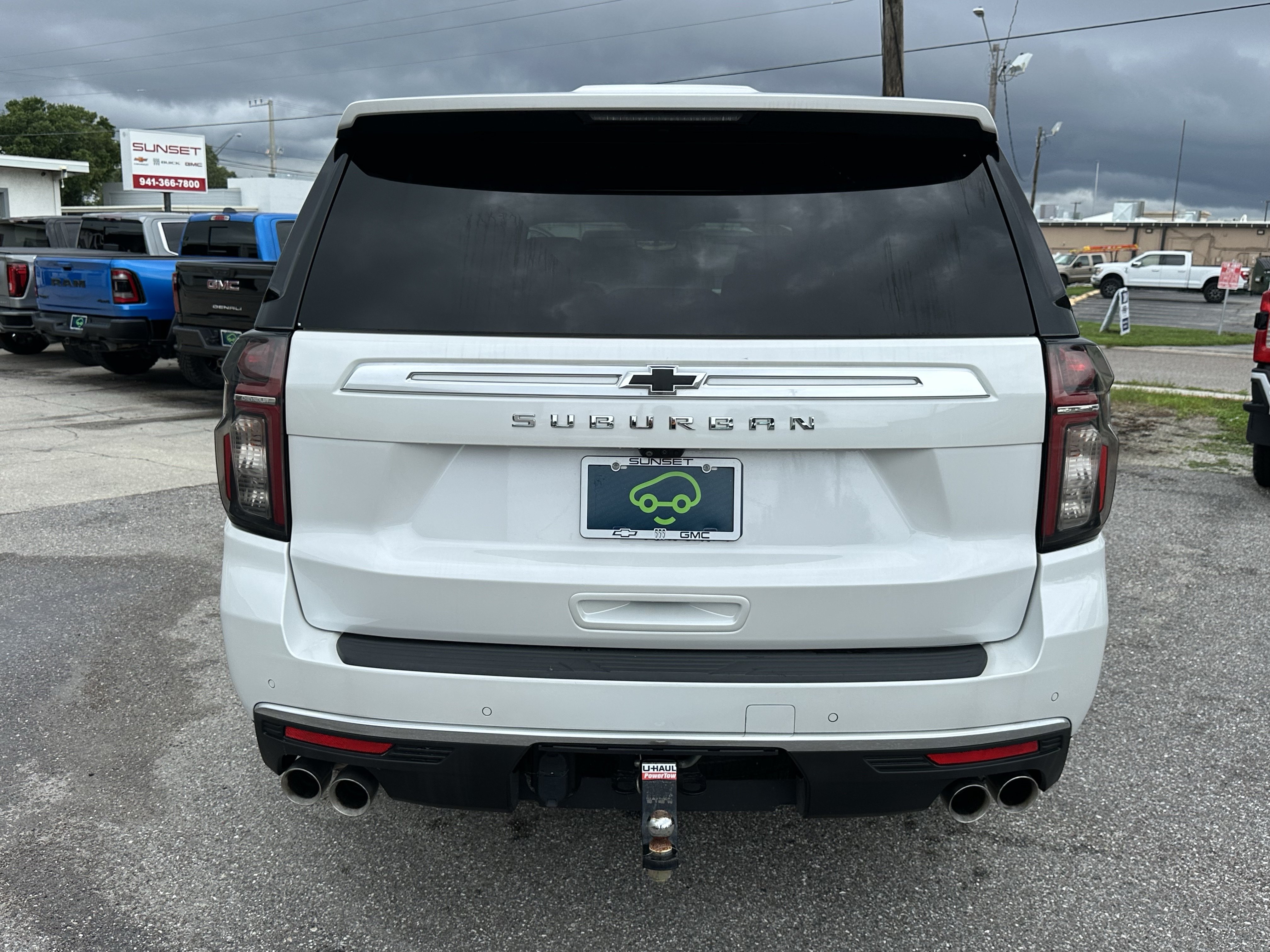 Certified 2023 Chevrolet Suburban High Country w/ Premium Package 2 AWD/4WD image 5