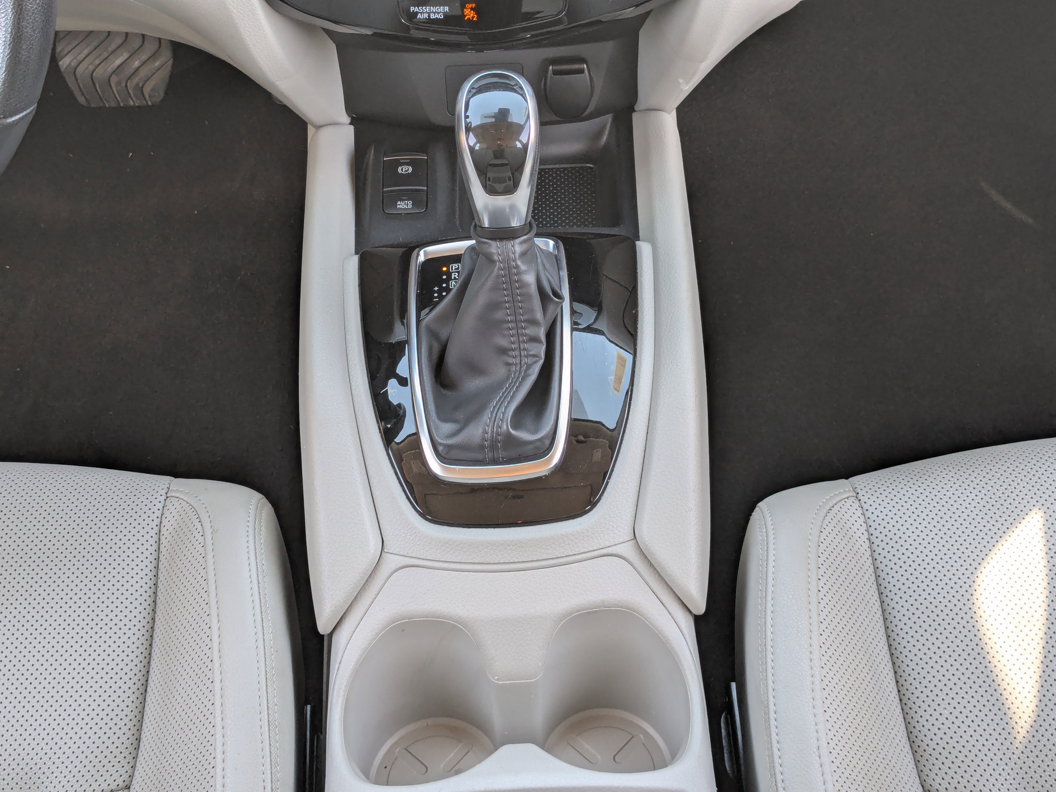 Used 2022 Nissan Rogue Sport SL w/ Premium Package image 21