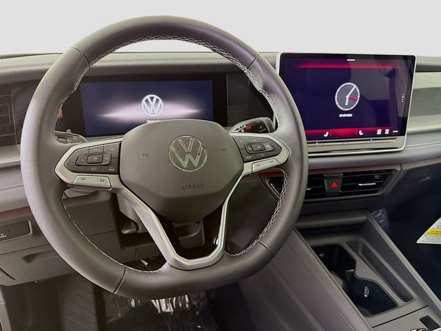 New 2026 Volkswagen Tiguan SE FWD image 12