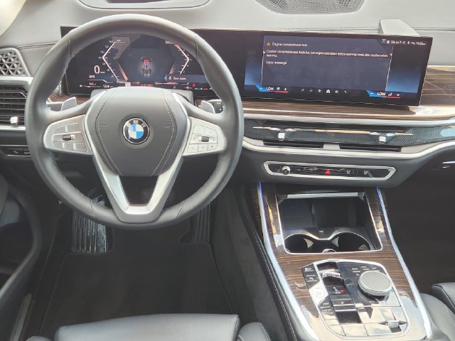 Used 2026 BMW X7 xDrive40i AWD/4WD image 27