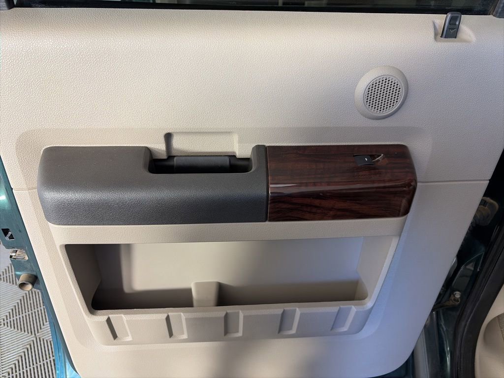 Used 2008 Ford F350 Lariat image 29