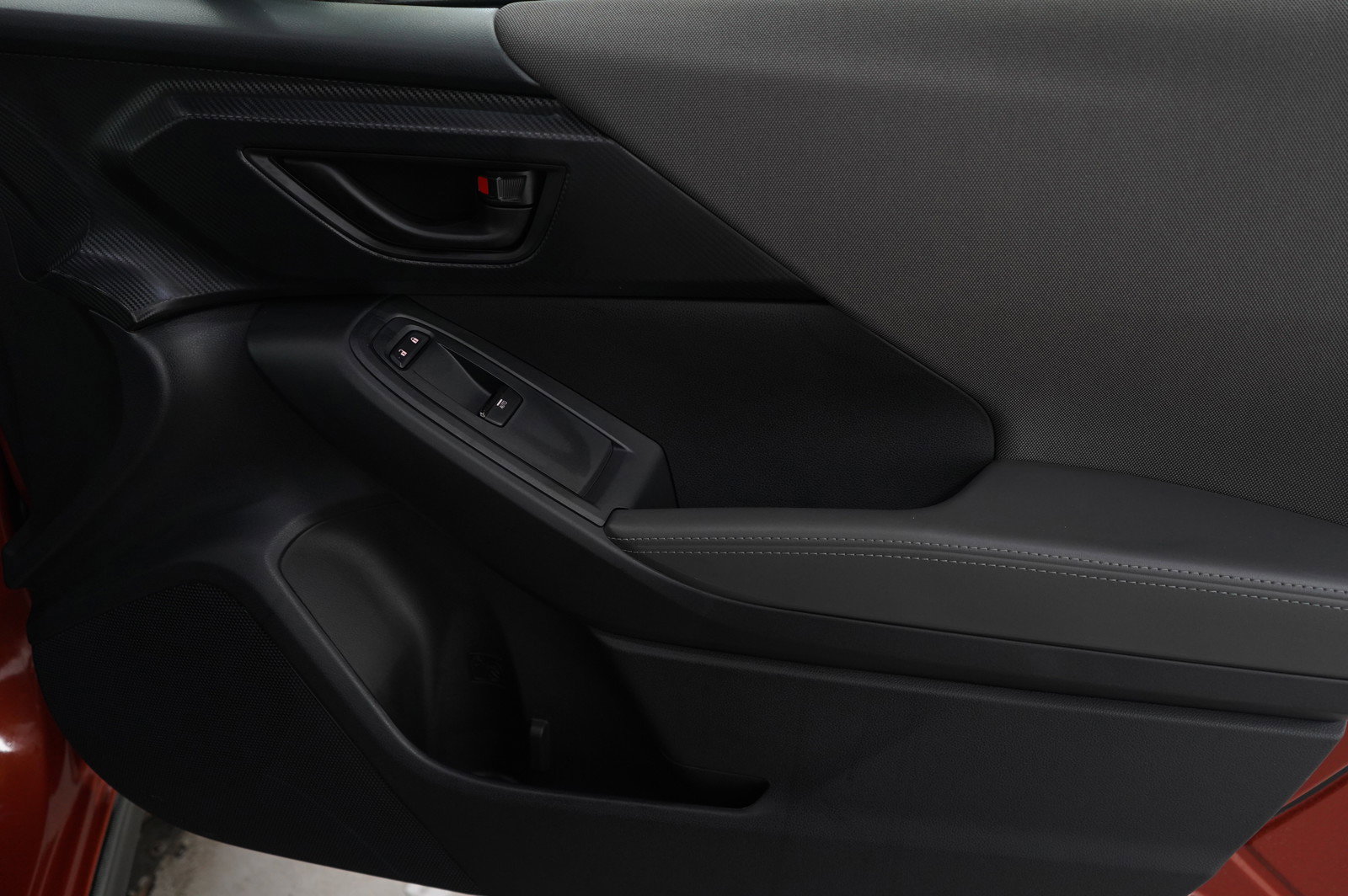 Used 2025 Subaru Crosstrek 2.5i Premium w/ Crosstrek Mirror Package image 9