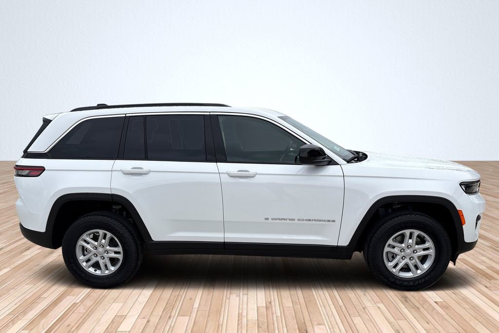 New 2025 Jeep Grand Cherokee Laredo w/ Luxury Tech Group I image 5