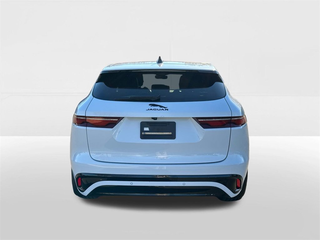 Certified 2025 Jaguar F-PACE R-Dynamic S image 3