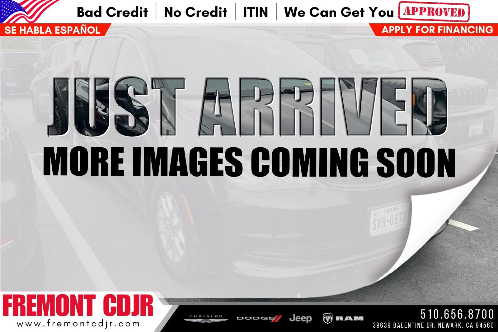 Used 2023 Chrysler Voyager LX FWD image 1