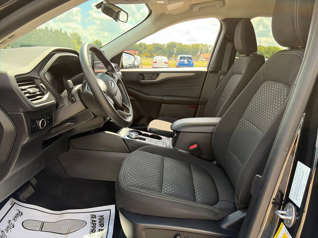 Used 2023 Ford Escape Active AWD/4WD image 15