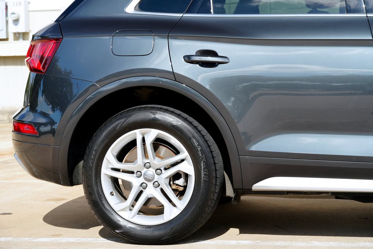 Used 2019 Audi Q5 2.0T Premium w/ Convenience Package AWD/4WD image 28