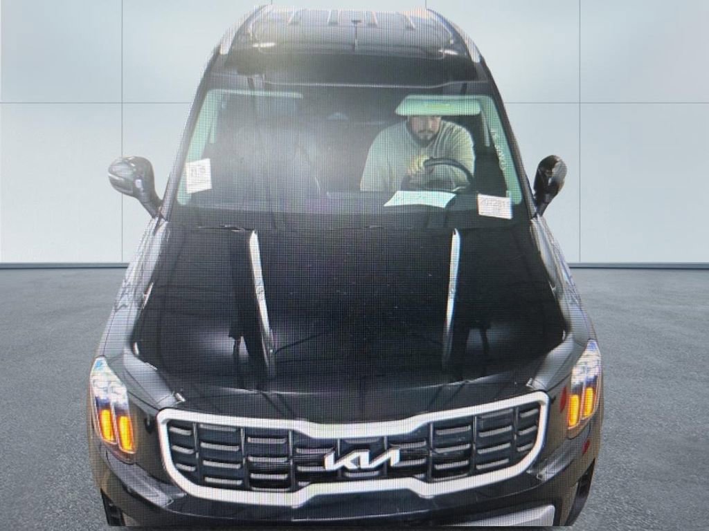 Used 2025 Kia Telluride S image 17