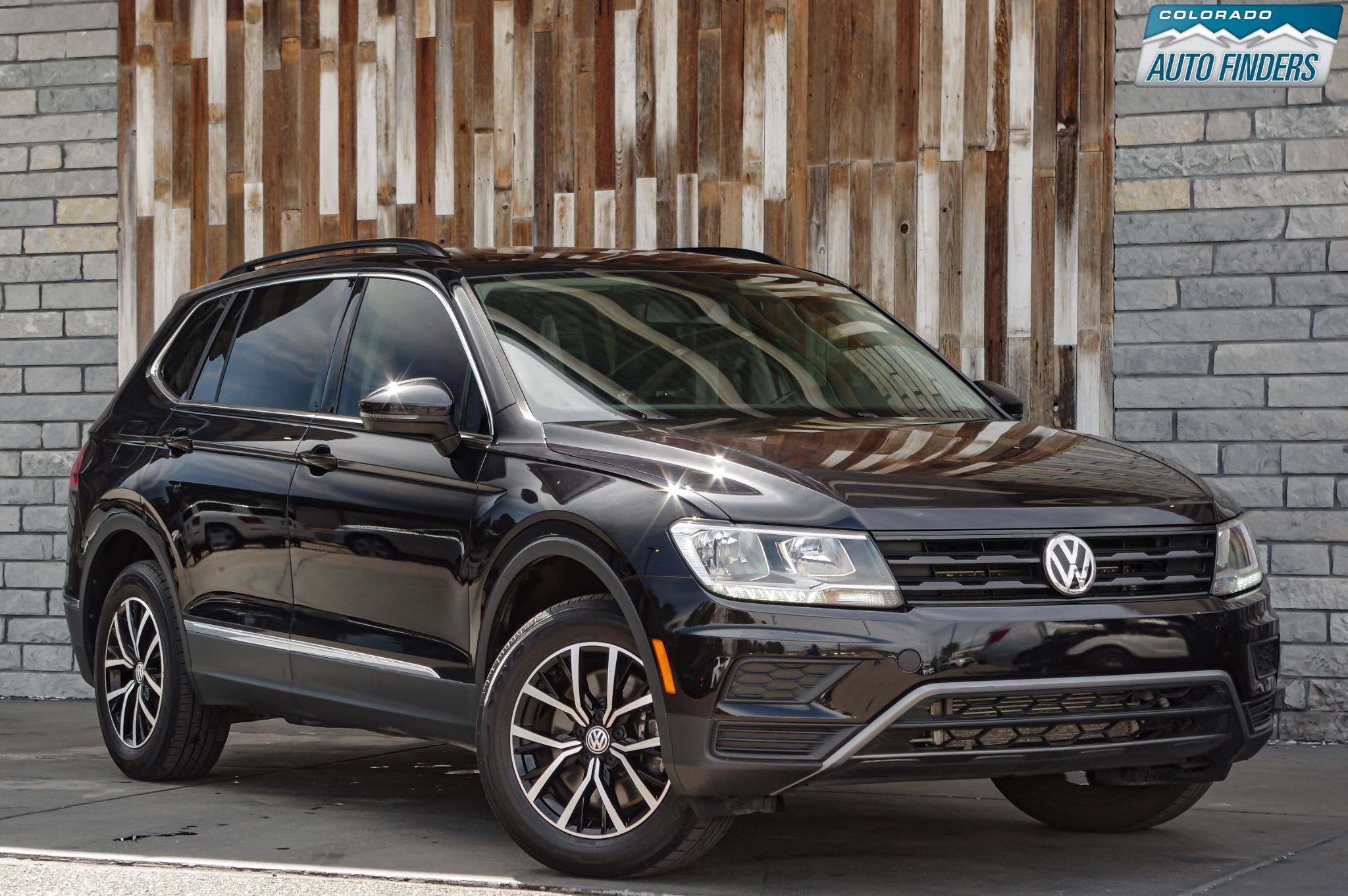 Used 2021 Volkswagen Tiguan SE AWD/4WD image 9