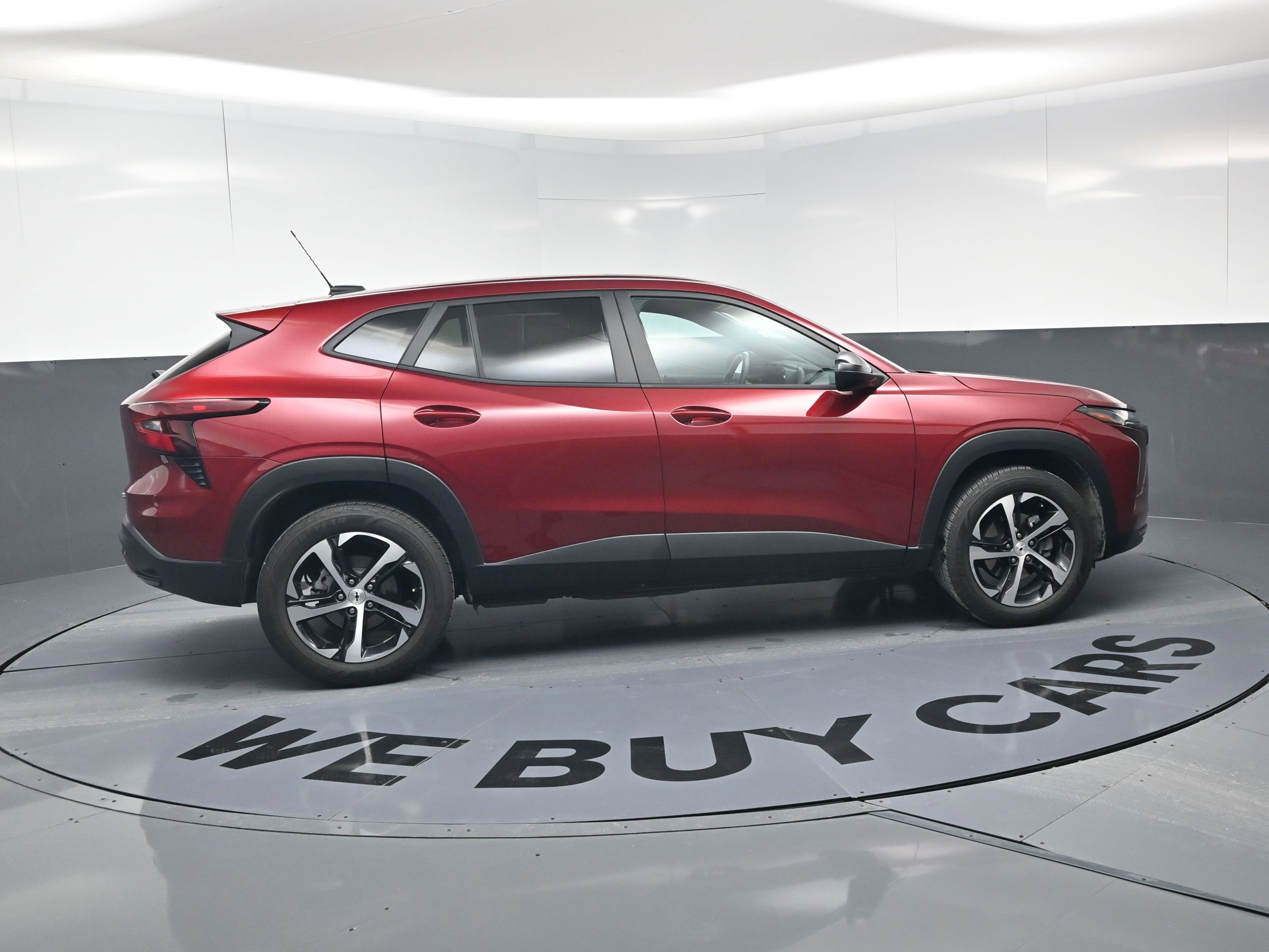Used 2024 Chevrolet Trax RS w/ Sunroof Package image 10