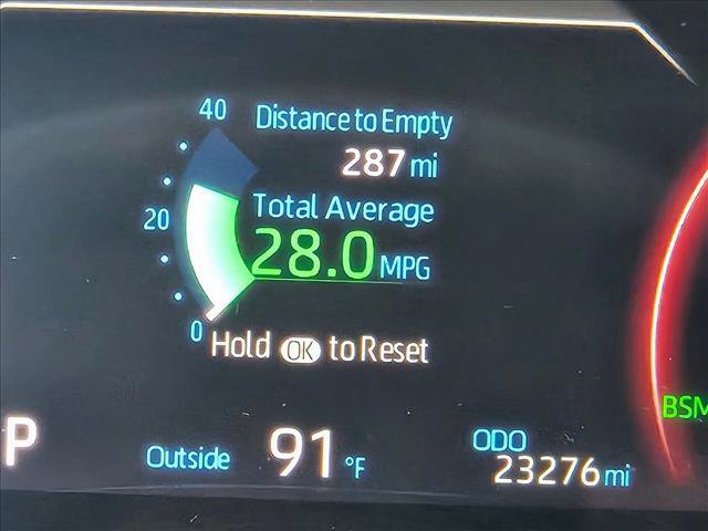 Used 2025 Toyota RAV4 XLE FWD image 2