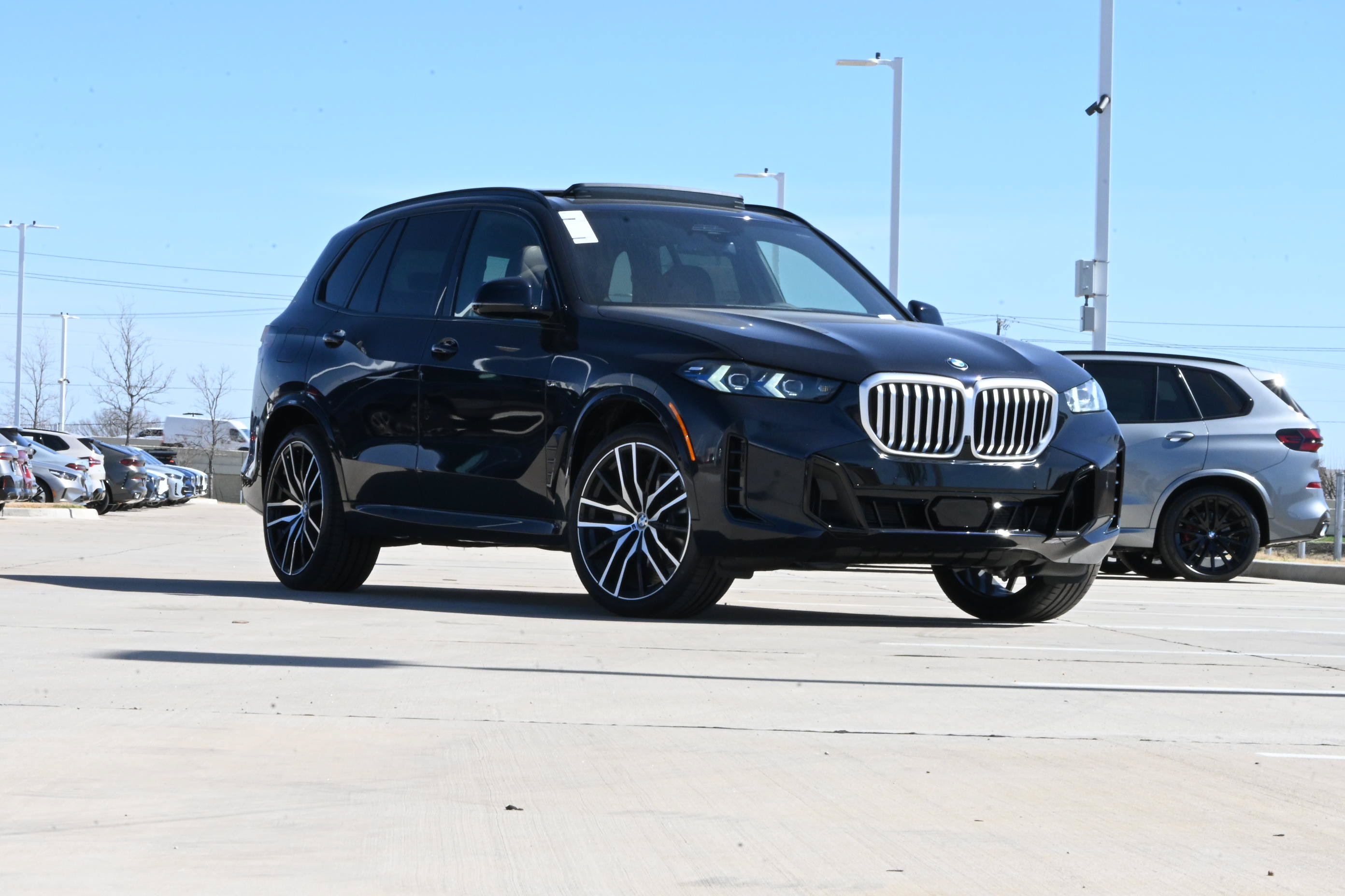 Used 2026 BMW X5 xDrive40i w/ M Sport Package AWD/4WD video 1