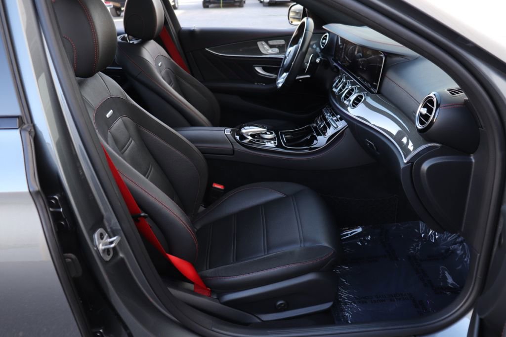 Used 2020 Mercedes-Benz E 53 AMG 4MATIC Sedan image 33