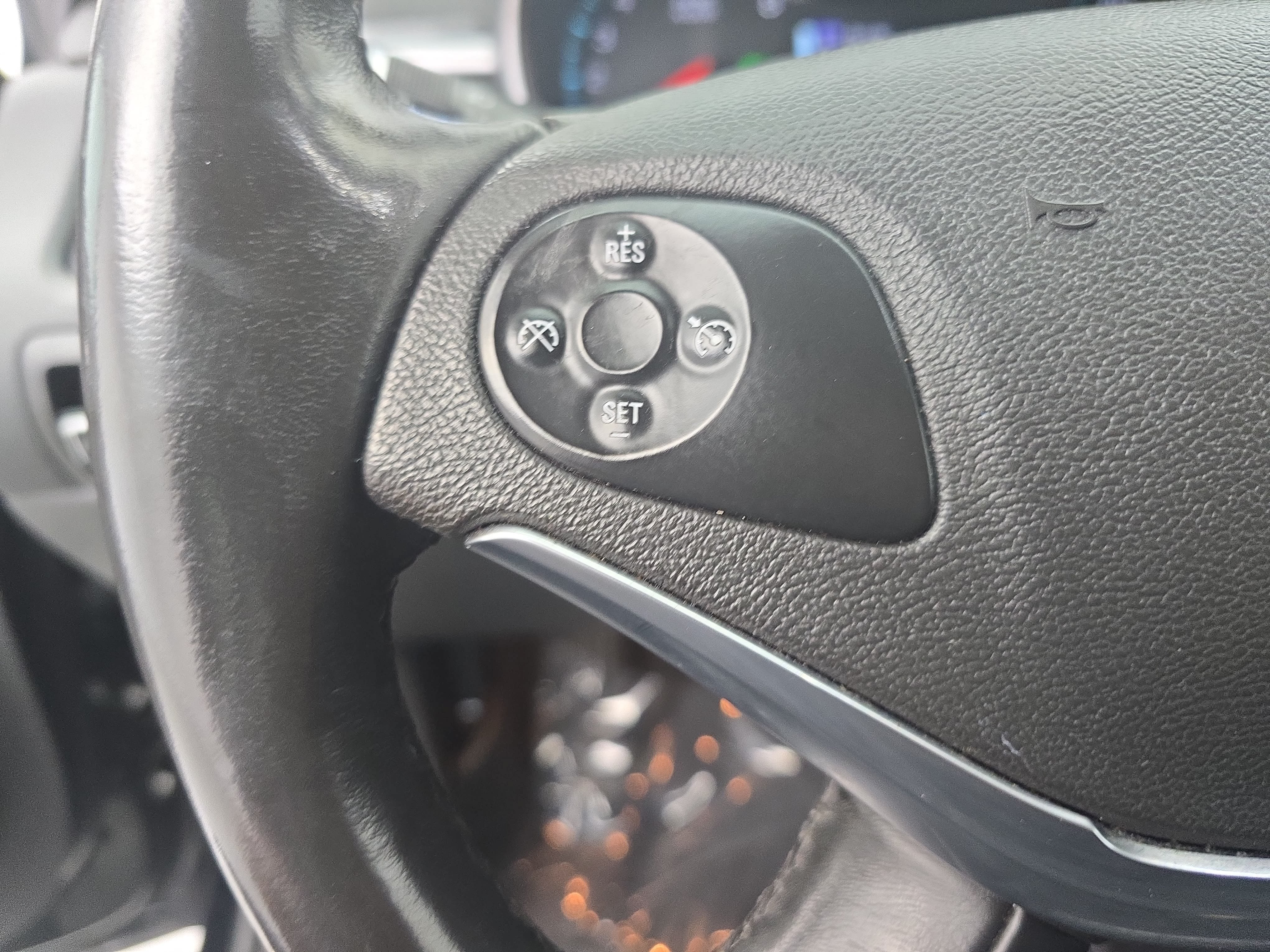 Used 2017 Chevrolet Impala LT FWD image 16