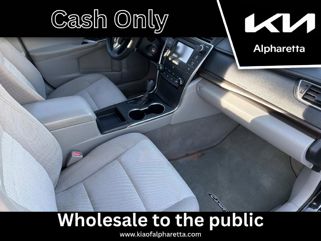 Used 2017 Toyota Camry LE FWD image 22
