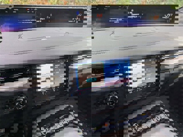 New 2025 Lincoln Navigator Reserve w/ Jet Appearance Package image 8