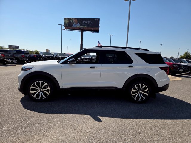 Used 2020 Ford Explorer ST AWD/4WD image 4