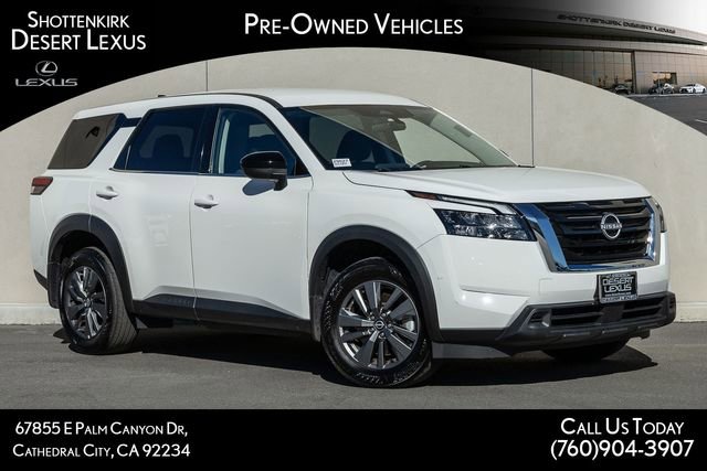 Used 2024 Nissan Pathfinder S 360° Tour