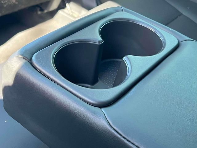 Used 2023 Nissan Rogue SV w/ SV Premium B Package image 16